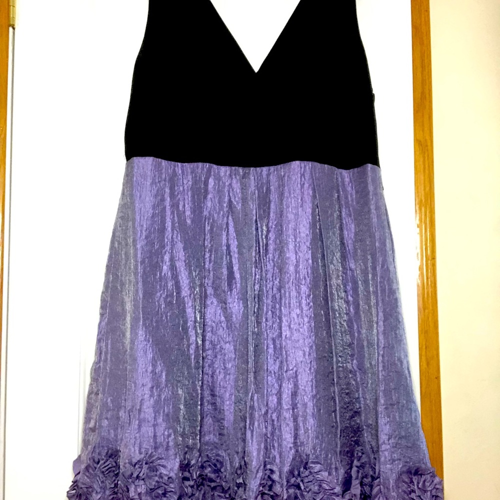 Black bodice. Metallic lavender base.